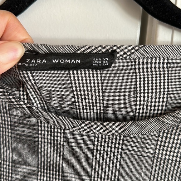 Zara Plaid Black and White Bell Sleeve Blouse - Picture 6 of 7